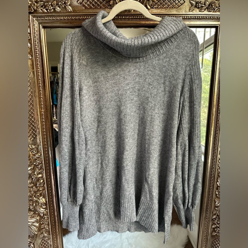 Anthropologie Paloma Oversized Gray Knit Tunic Sweater Medium - Picture 5 of 7